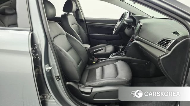Hyundai Avante AD id 4795065 из Кореи 18