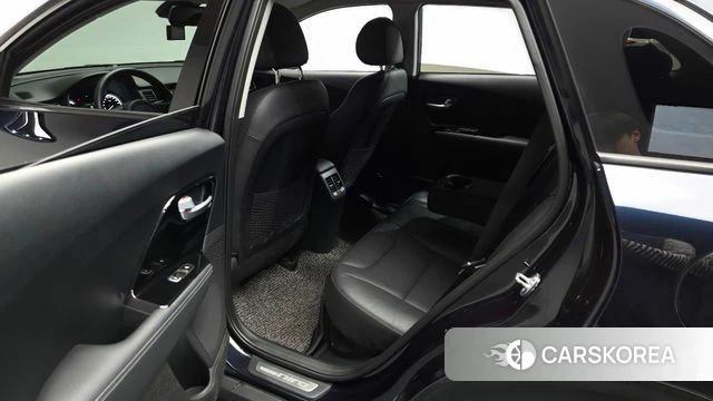Kia Niro id 5042239 из Кореи 18