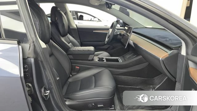 Tesla Model 3 id 4656816 из Кореи 18