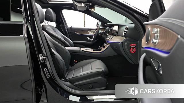 Mercedes-Benz E-Class W213 id 5016399 из Кореи 18