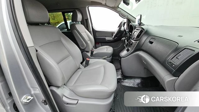 Hyundai The New Grand Starex id 5053939 из Кореи 18
