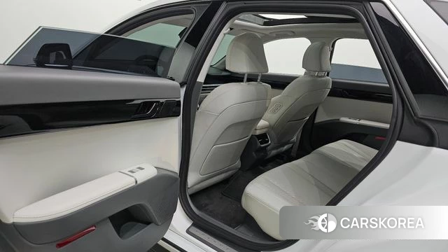 Hyundai Grandeur Hybrid (GN7) id 4980870 из Кореи 18