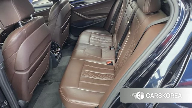 BMW 5 Series (G30) id 4978103 из Кореи 18