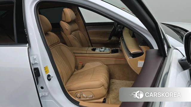Genesis G90 (RS4) id 5033601 из Кореи 18