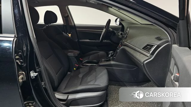 Hyundai Avante AD id 4737767 из Кореи 18