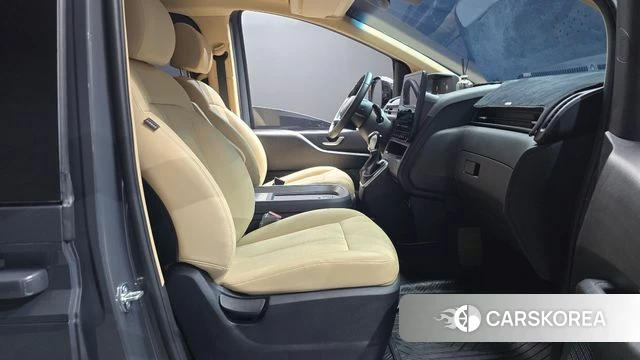 Hyundai Staria id 4957449 из Кореи 18