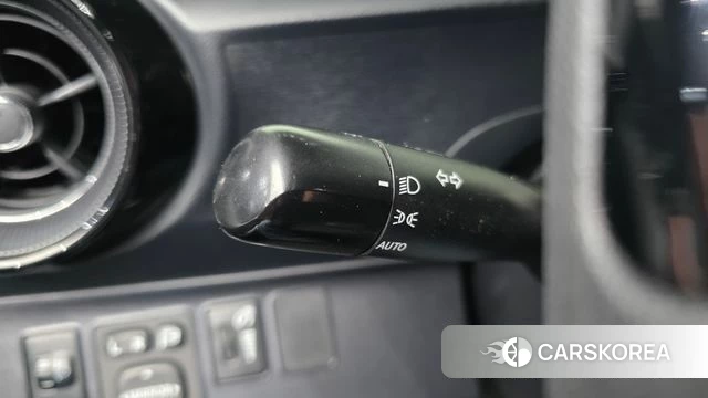 Toyota Prius C id 5013902 из Кореи 19