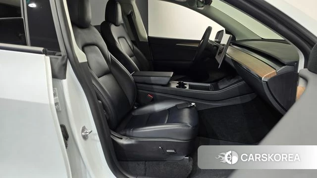 Tesla Model Y id 5046656 из Кореи 19
