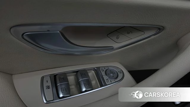 Mercedes-Benz E-Class W213 id 4998681 из Кореи 19