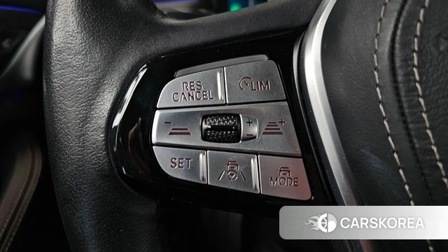 BMW 5 Series (G30) id 5047795 из Кореи 19