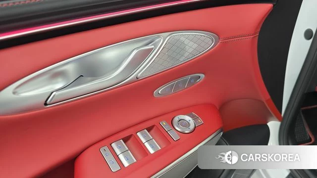 Genesis GV70 id 4957561 из Кореи 19
