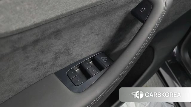 Tesla Model Y id 4934450 из Кореи 19