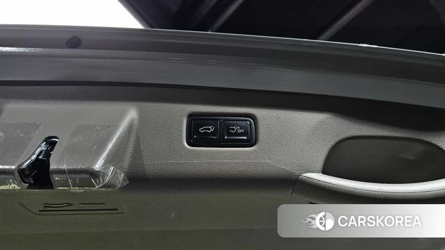Kia The New Carnival 4th Generation id 5039300 из Кореи 19