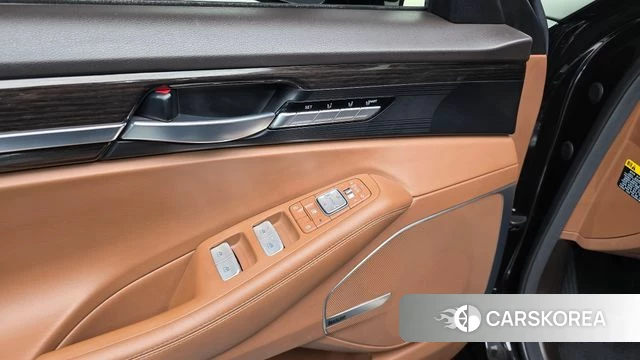 Genesis G90 id 5004364 из Кореи 19