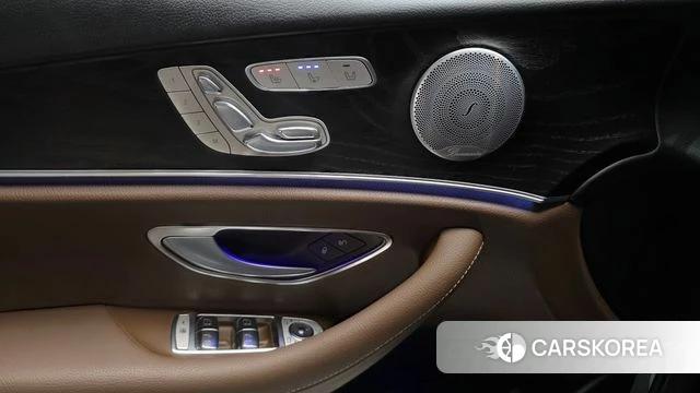 Mercedes-Benz E-Class W213 id 4988337 из Кореи 19