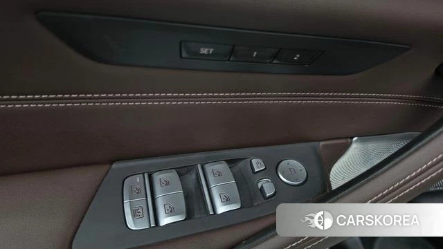BMW 5 Series (G30) id 4991952 из Кореи 19