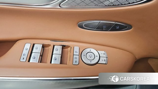 Genesis GV70 id 5028361 из Кореи 19