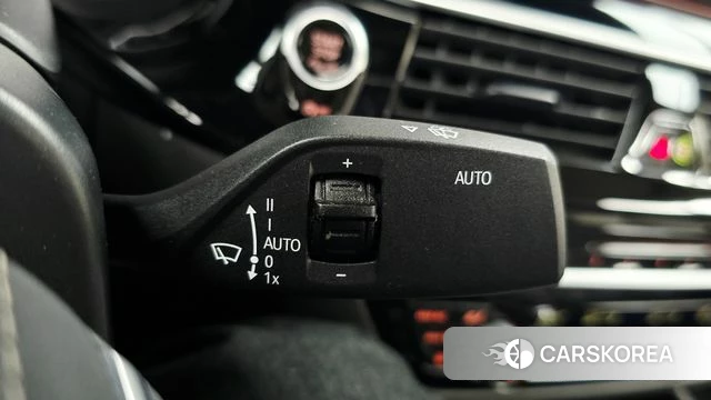 BMW 5 Series (G30) id 4988461 из Кореи 19
