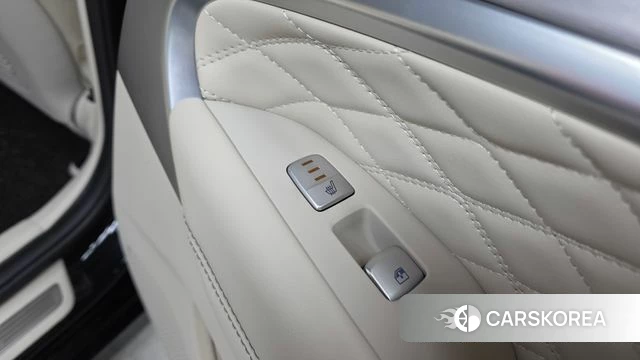 Genesis G70 id 5018328 из Кореи 19