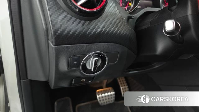 Mercedes-Benz A-Class W176 id 4924188 из Кореи 19