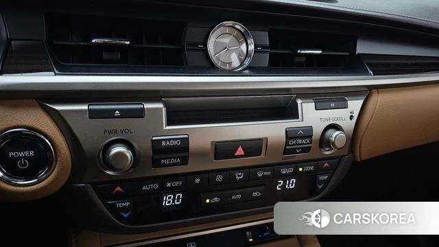 Lexus New ES300h id 4953163 из Кореи 19