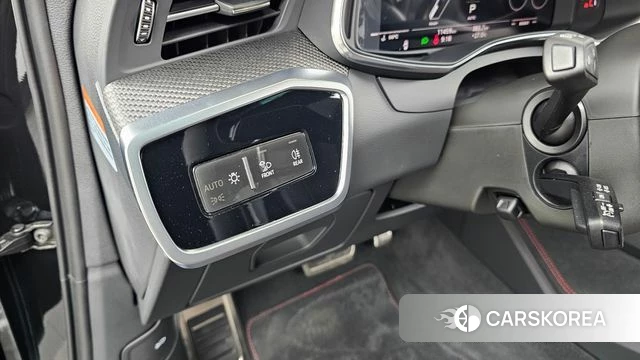 Audi RS6 (C8) id 4743810 из Кореи 19
