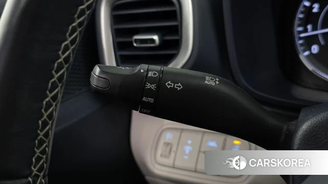 Hyundai Venue id 4697459 из Кореи 19