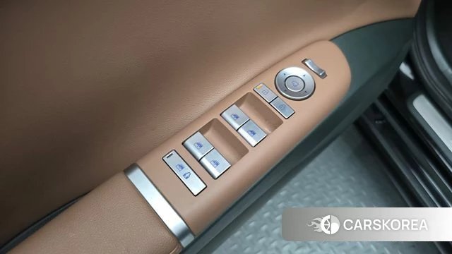 Hyundai Grandeur (GN7) id 5046559 из Кореи 19