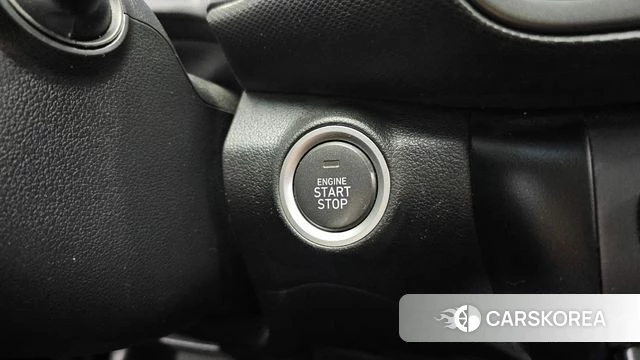 Hyundai The New Kona id 5047354 из Кореи 19