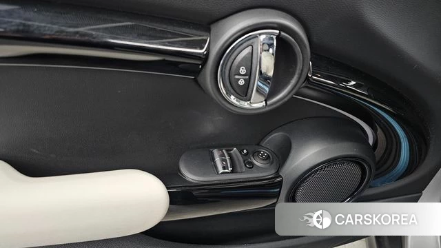 Mini Cooper S id 4996410 из Кореи 19