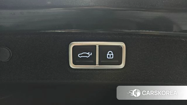 Hyundai Grandeur (GN7) id 5026897 из Кореи 19
