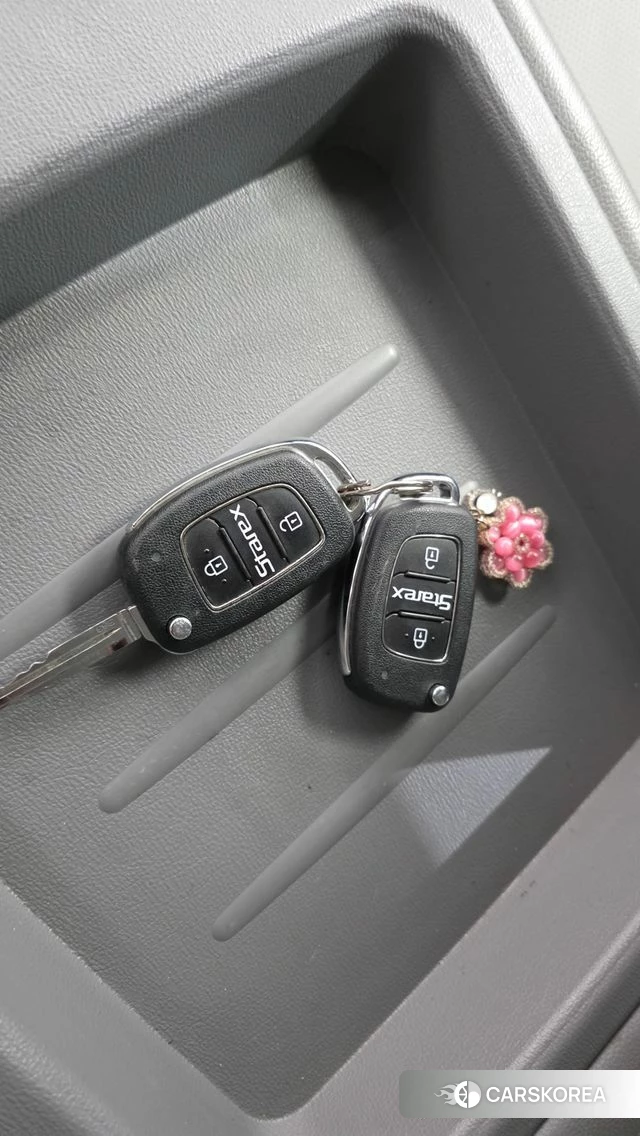 Hyundai The New Grand Starex id 4794897 из Кореи 19