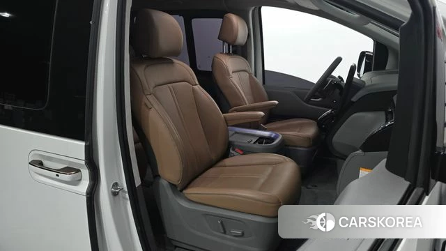 Hyundai Staria id 4749170 из Кореи 19