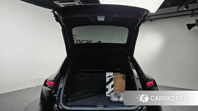 Porsche Makan EV id 5045519 из Кореи 19