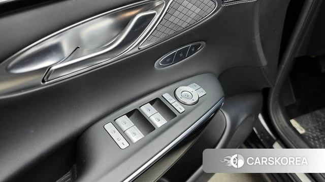 Genesis GV70 id 5026756 из Кореи 19