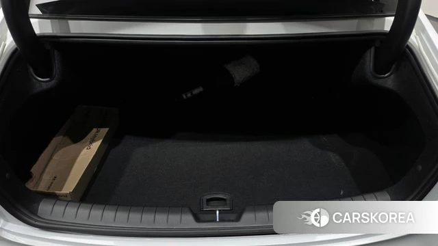 Hyundai Grandeur Hybrid (GN7) id 4950253 из Кореи 19