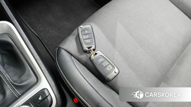 Hyundai Venue id 4967354 из Кореи 19