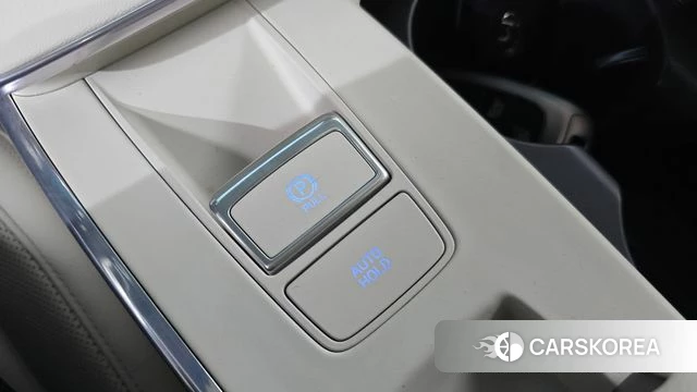 Hyundai The New Grandeur IG Hybrid id 5033991 из Кореи 19