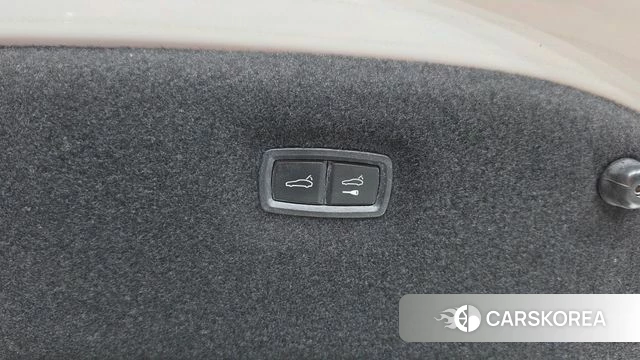 Porsche Taycan id 4942777 из Кореи 19