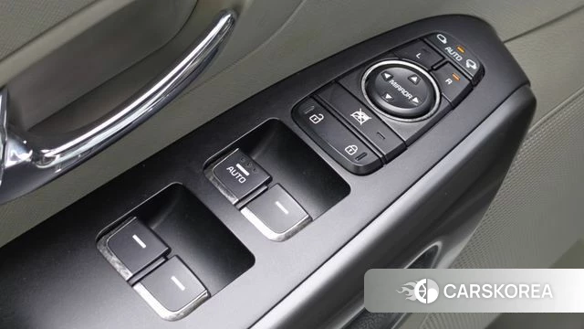 Kia The New Carnival id 4998689 из Кореи 19