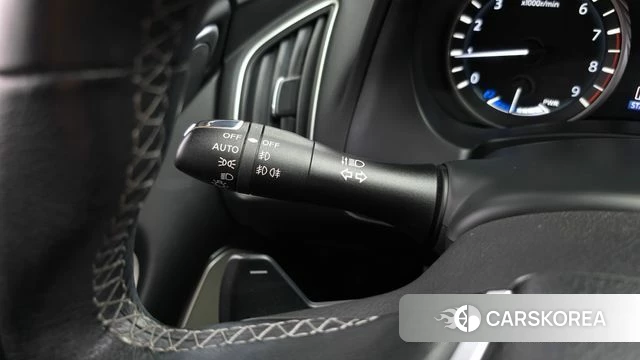Infiniti Q50 id 4967849 из Кореи 19