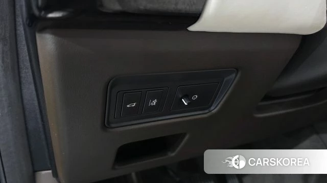 Land Rover Discovery 5 id 5023839 из Кореи 19