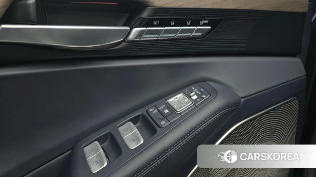 Genesis G90 id 5053523 из Кореи 19