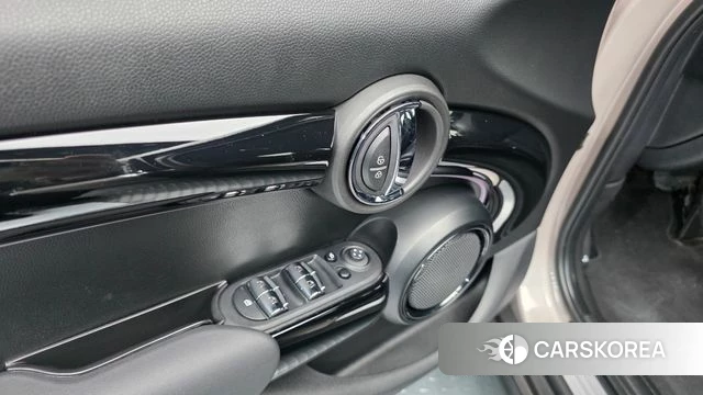 Mini Cooper id 5039375 из Кореи 19