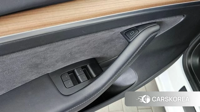 Tesla Model 3 id 4697589 из Кореи 19