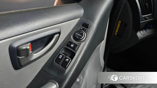 Hyundai The New Grand Starex id 4988077 из Кореи 19
