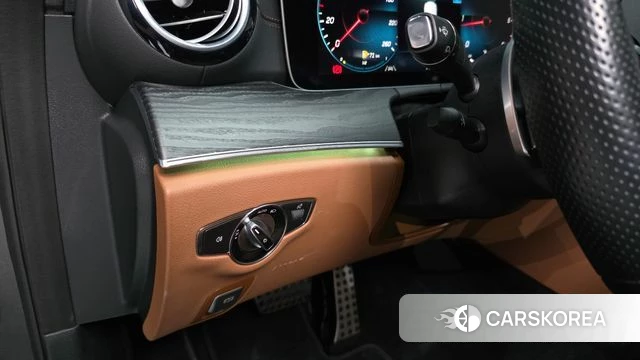 Mercedes-Benz E-Class W213 id 4992249 из Кореи 19