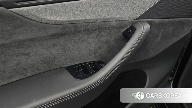 Tesla Model Y id 4921023 из Кореи 19