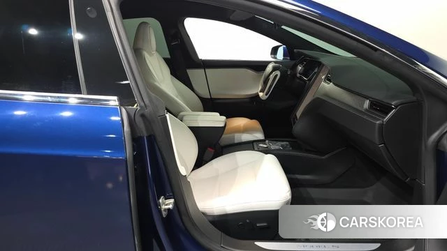 Tesla Model S id 5003746 из Кореи 19