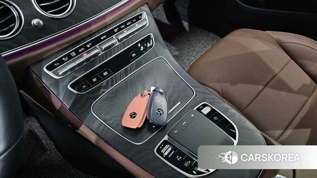 Mercedes-Benz E-Class W213 id 5046482 из Кореи 19